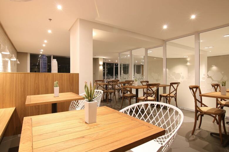 Hotel Samba Cabo Frio