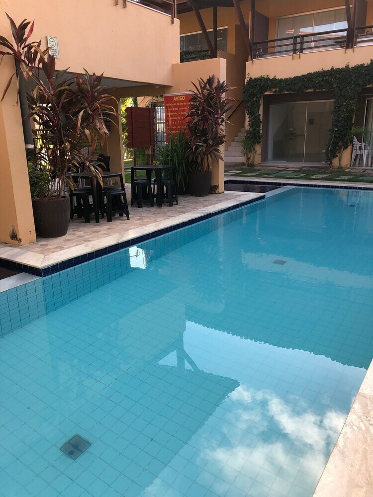 Apartamento Com Piscina A Beira Mar