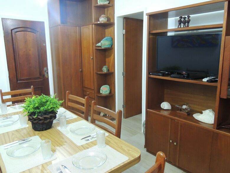 Apartamentos Apto Confort�vel 2 Quartos Pr�ximo de Tudo
