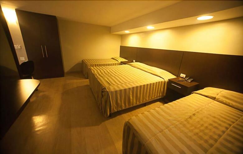 Hotel Plaza Apolo