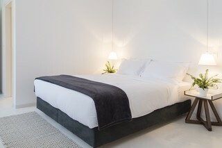 Hotel Monogram