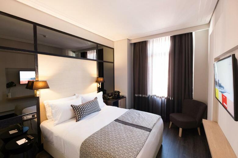 Antigon Urban Chic Hotel