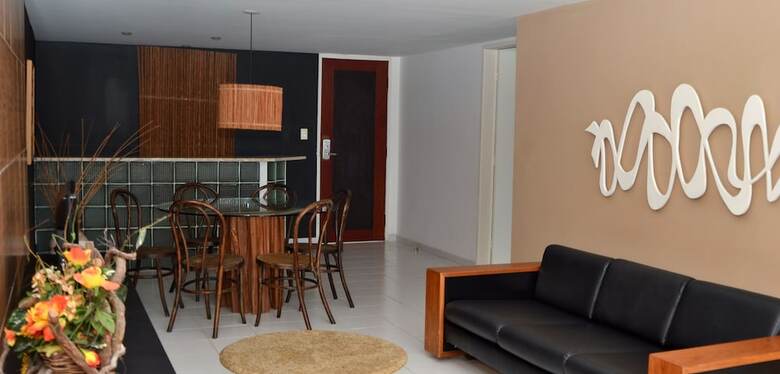 Hotel Esuites Vila Do Mar