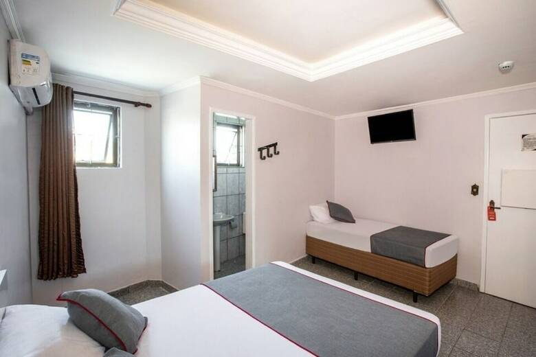 Hotel Tiquatira