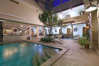 Hotel Mutiara Suites