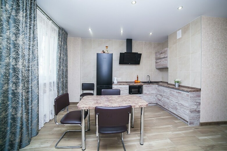 Apartment On Prospekt Dzerzhinskogo