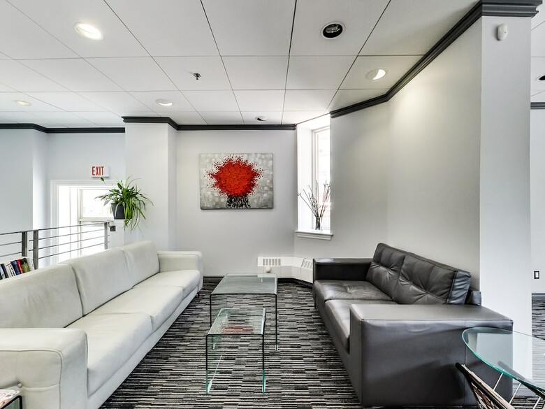Isabella Hotel And Suites