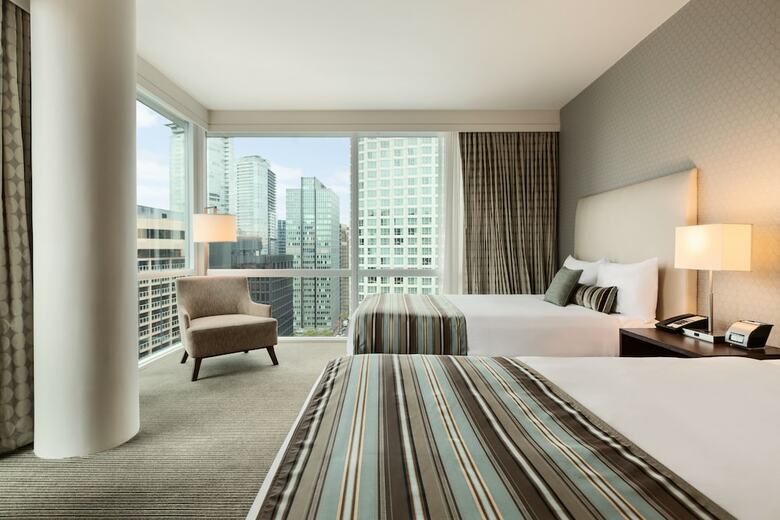 Coast Coal Harbour Vancouver Hotel By Apa