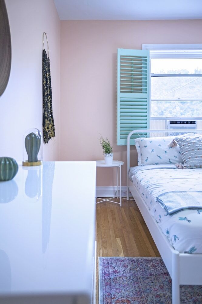 Vibrant Apartment In Forest Hill (Free Parking)