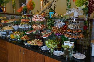 Hotel Ramada Encore Kuwait Downtown