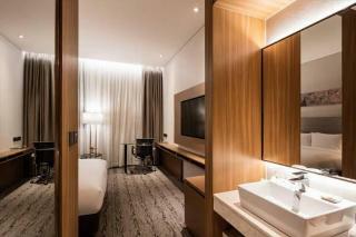 Ramada Seoul Sindorim Hotel