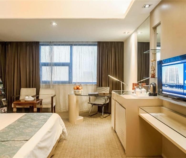 Eastern Five Continents Hotel