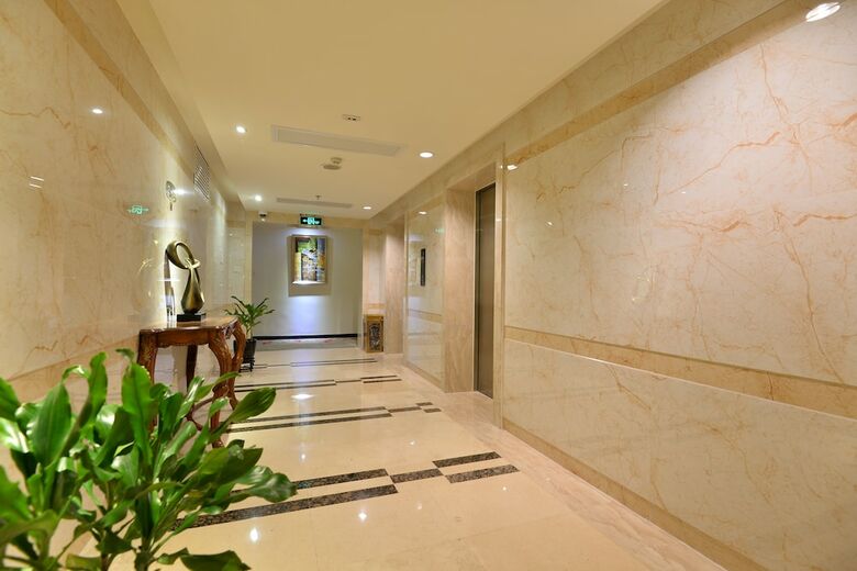 Hotel New Harbour Service Apartments
