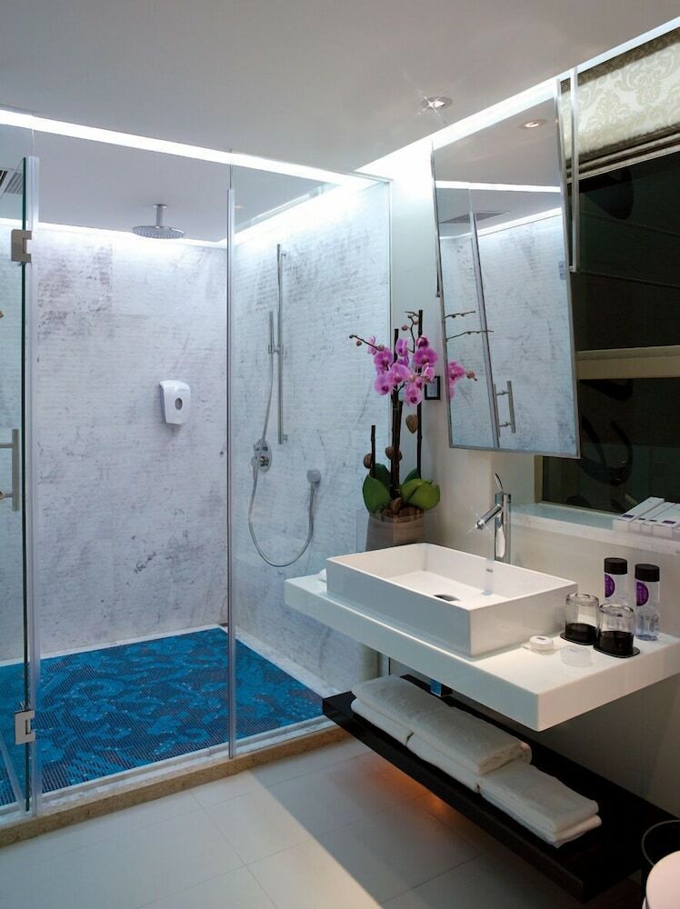 Zense Hotel