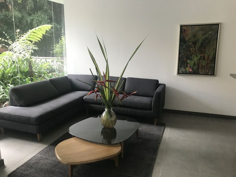 Hotel Class Suites By Colclick