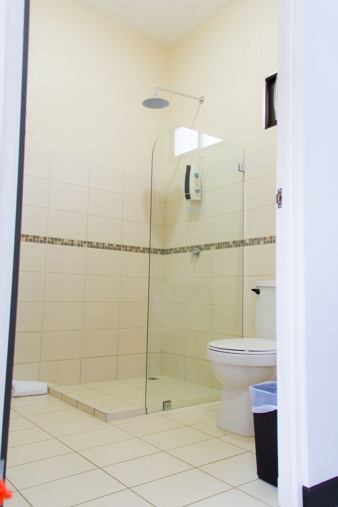 Terida Airport B&B