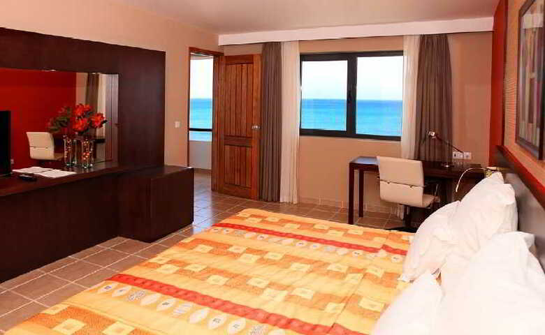 Hotel Pestana Tr�pico