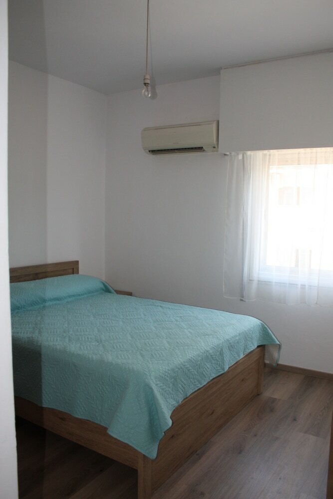 Apartamentos By The Sea II