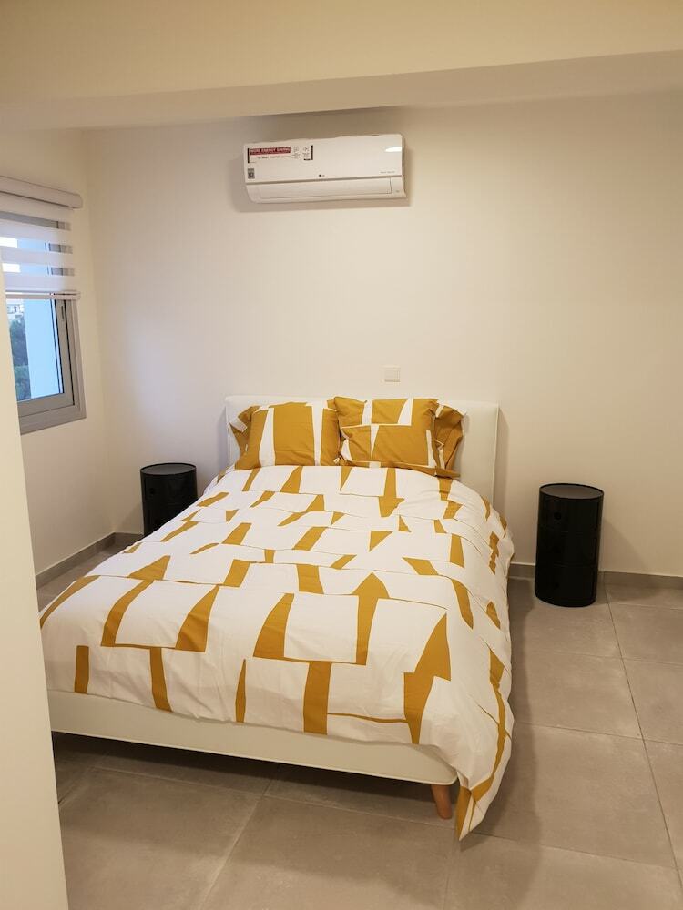 Apartamentos Luxury Modern Spacious Flat In Egkomi