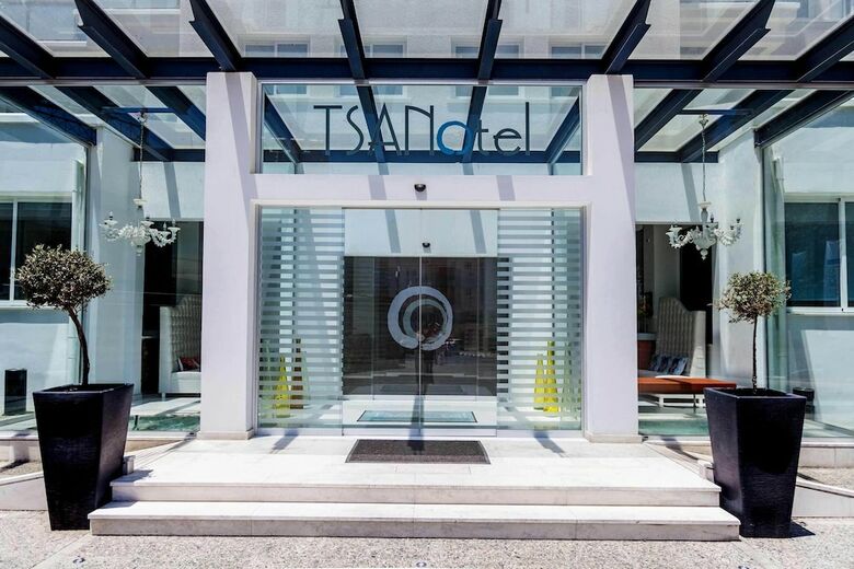 Hotel Tsanotel