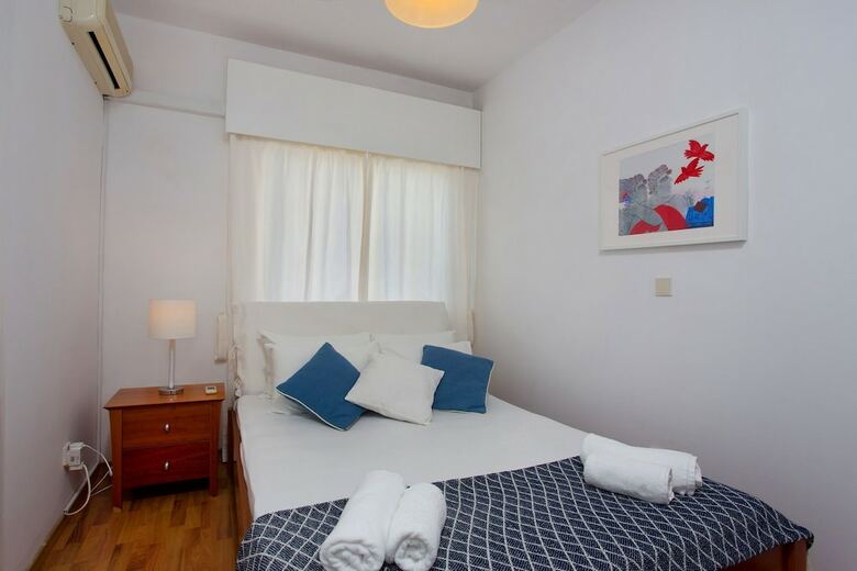 Seaside Luxury Beach Apartment