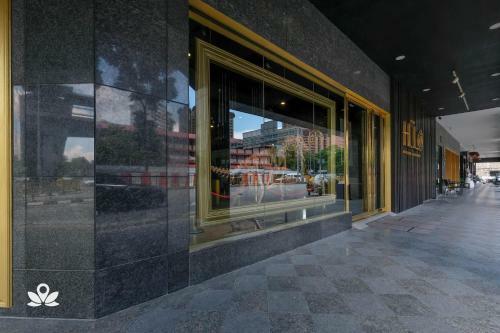 Hulo Hotel