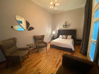 Hotel Suites Alcazar