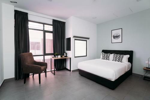 B Lot Hotel
