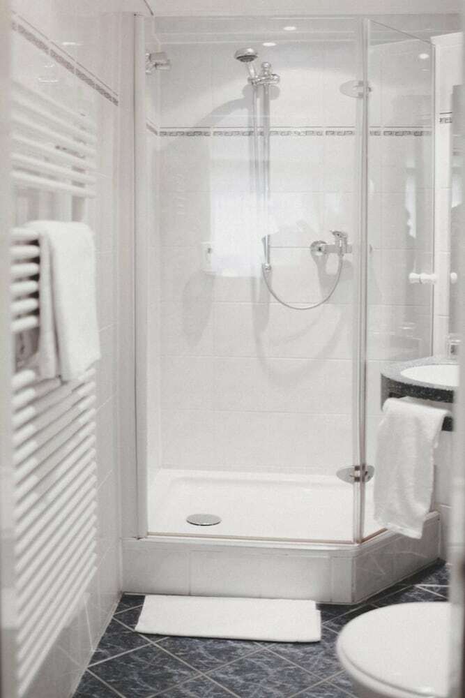 Hotel L�wen-seckenheim