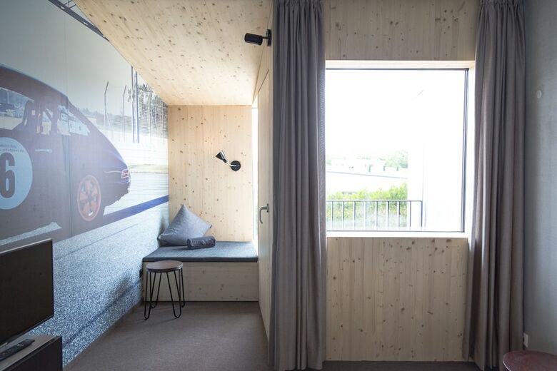 Elferrooms Hotel