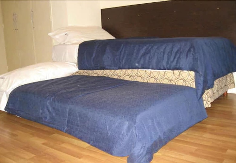Aparthotel C�rdoba Suites