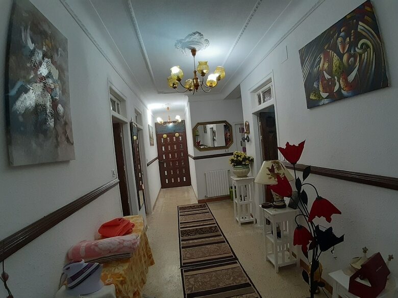 Goldenroom Elbiar