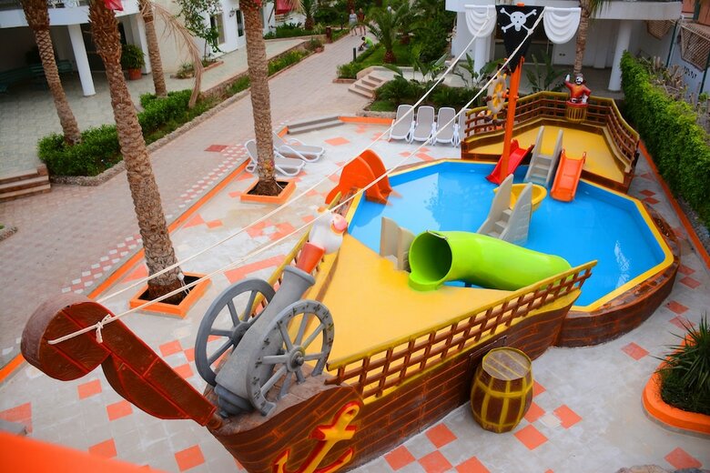 Minamark Resort & Spa