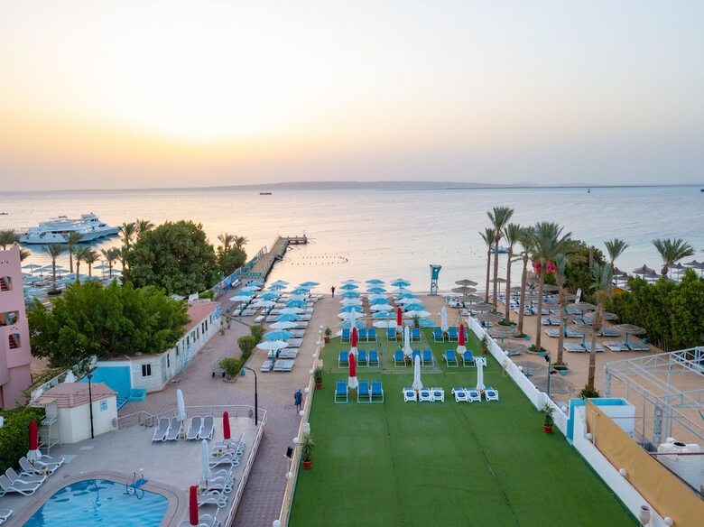 Minamark Resort & Spa