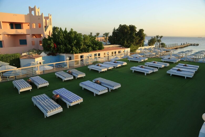 Minamark Resort & Spa
