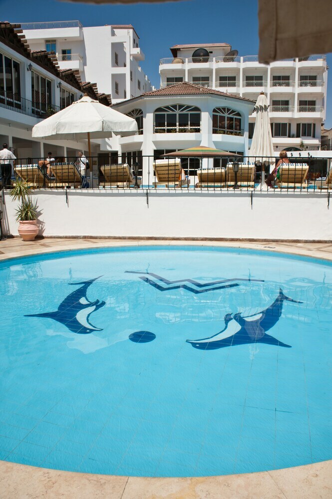 Minamark Resort & Spa