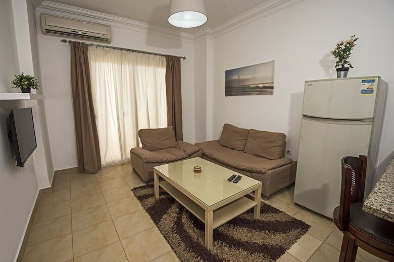 Aparthotel Lilly Apartments