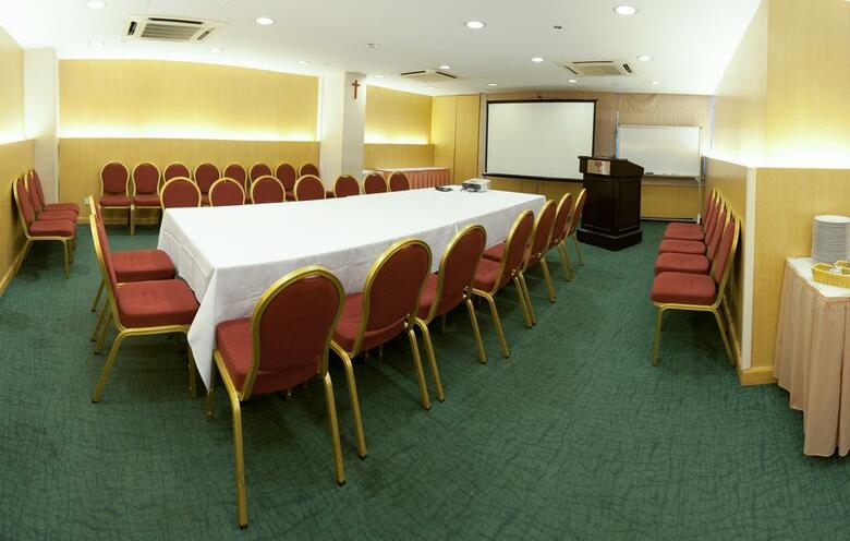 Hotel Ymca @ One Orchard