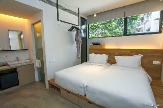 Hotel Lloyd S Inn