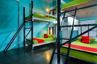 Reddoorz Hostel @ Lavender Street