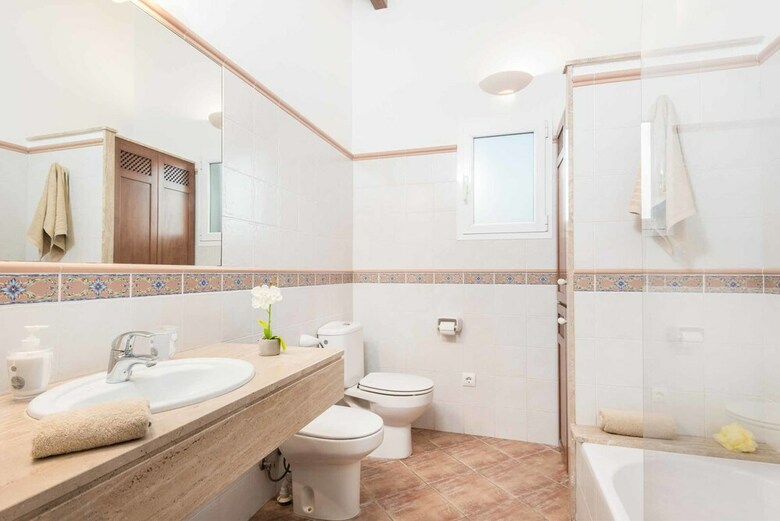 Villa Adelfa
