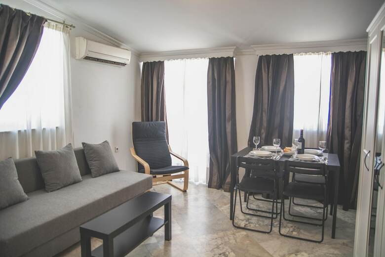 Apartamentos Sevilladream House