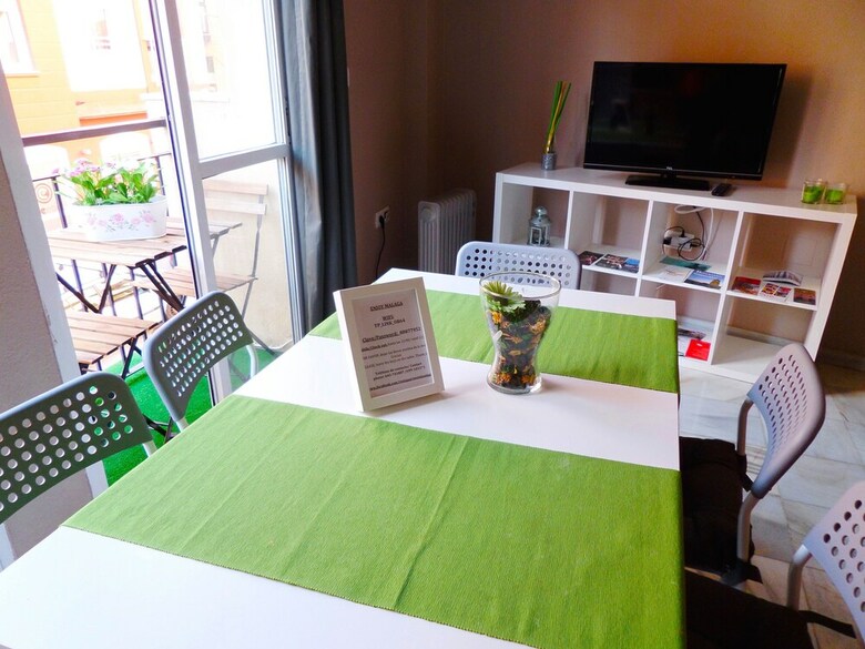 Apartamentos Enjoy Malaga Frailes