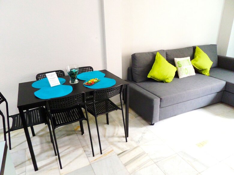Apartamentos Enjoy Malaga Frailes