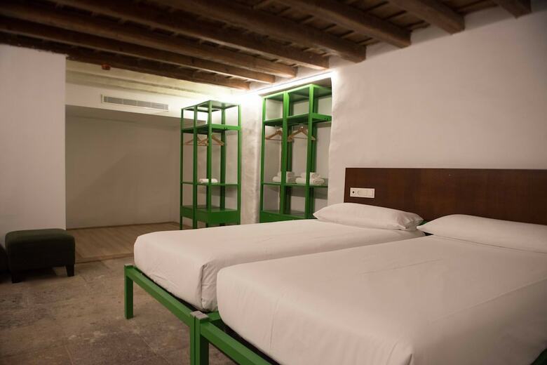 Hostal Jac�o House