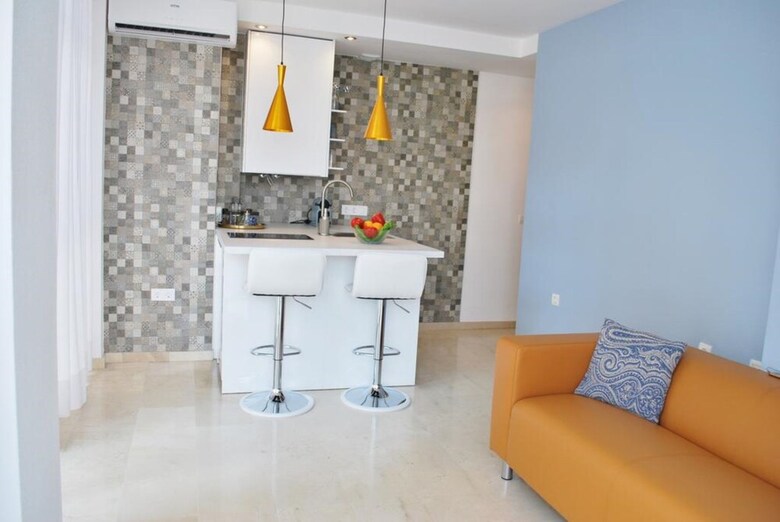 106614 - Apartment In Malaga