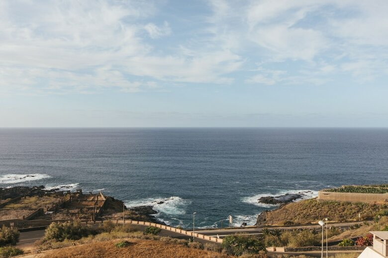 Vertical Villa, Luxury, Sea Views & Private Spa