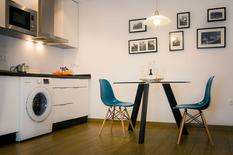 Holidays2malaga Malagueta Apartments