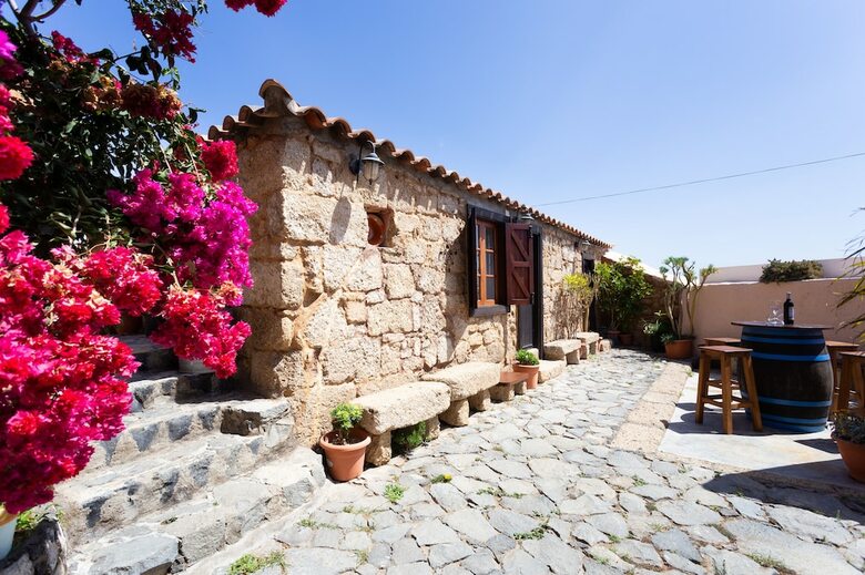 La Casa De Aya