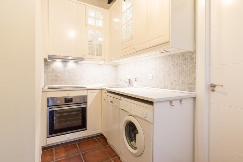 107369 - Apartment In Malaga